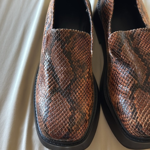 ASOS Woman’s Slip On Brown Snakeskin Platform Loafers - Picture 10 of 10